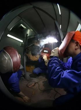 一桿焊槍 百煉成鋼——小暖帶您走進北京燃?xì)饧瘓F張海軍創(chuàng)新工作室