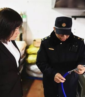 豐臺(tái)城管持續(xù)開(kāi)展燃?xì)獍踩珜ｍ?xiàng)檢查 責(zé)令改正問(wèn)題442處